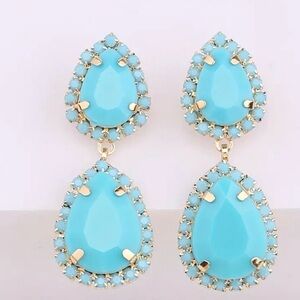 Tiffany Blue Color iridescent Gemstones, Golden Water Drop Glam Earrings